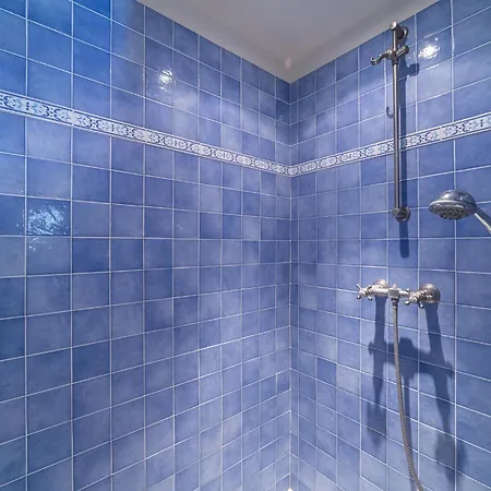 بيت للعطل Le Clos Du Pierredon By Interhome *
