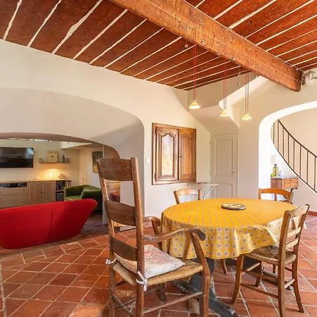 Le Clos Du Pierredon By Interhome غريمو