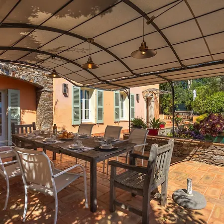 Le Clos Du Pierredon By Interhome بيت للعطل