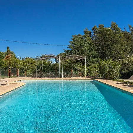 Le Clos Du Pierredon By Interhome بيت للعطل غريمو